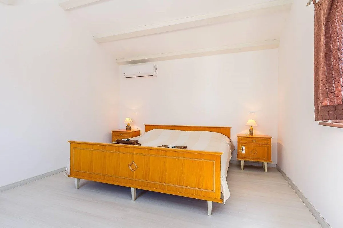 Villa Mala Hiza Svetvinčenat Casa vacanze