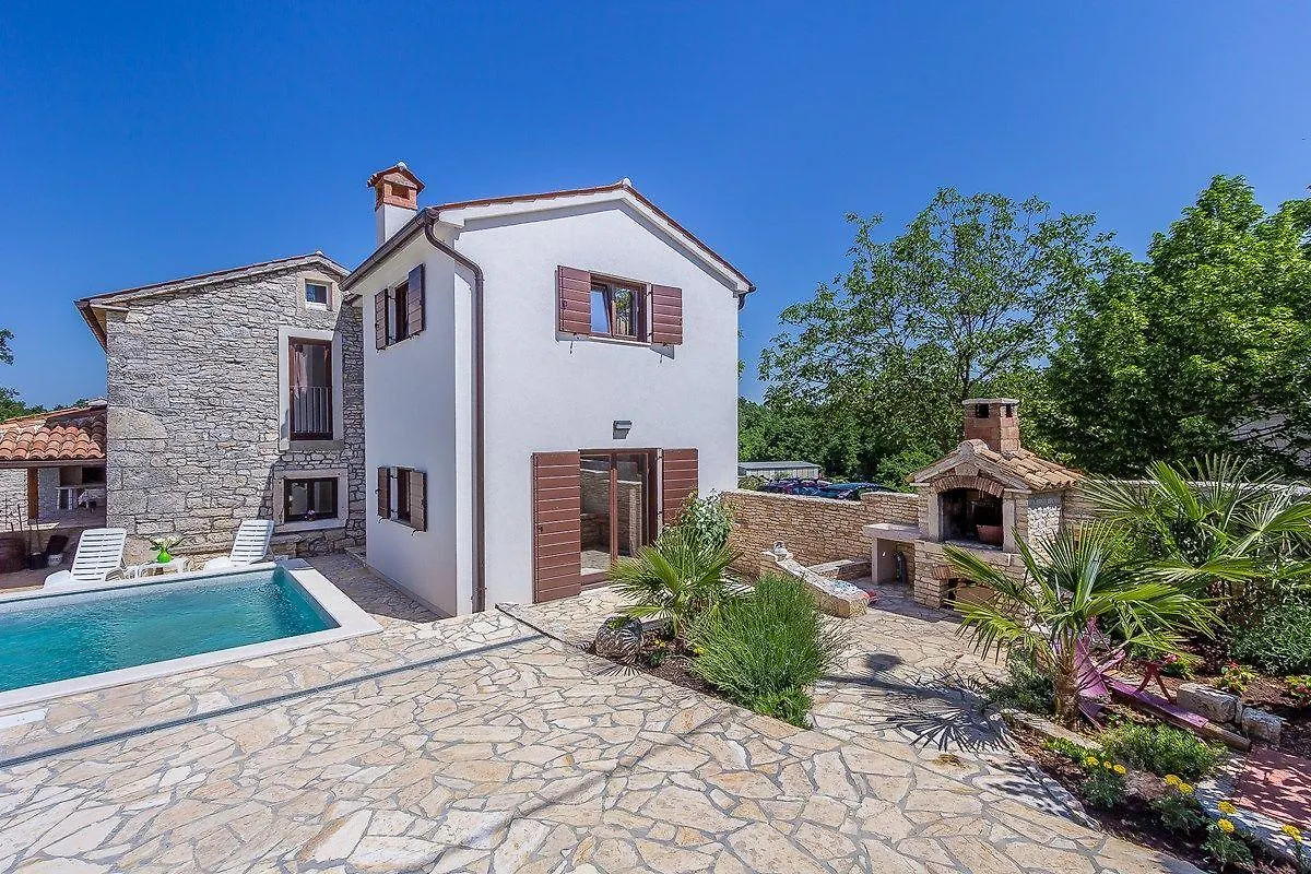 Villa Mala Hiza Svetvinčenat 0*,  Croácia
